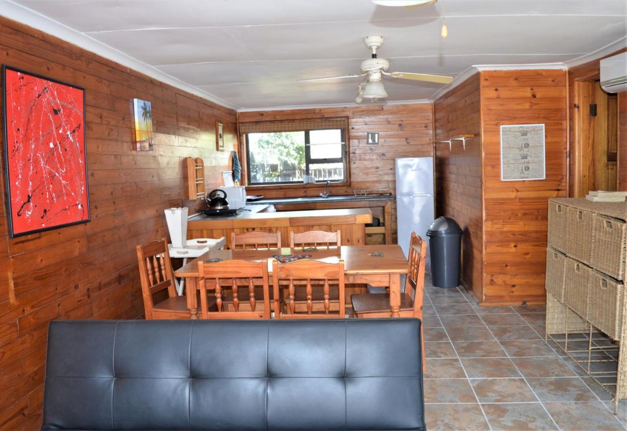 Paraiso Do Ouro Beach Front Resort Budget Accommodation ปอนตา ดู โอว์รู ภายนอก รูปภาพ